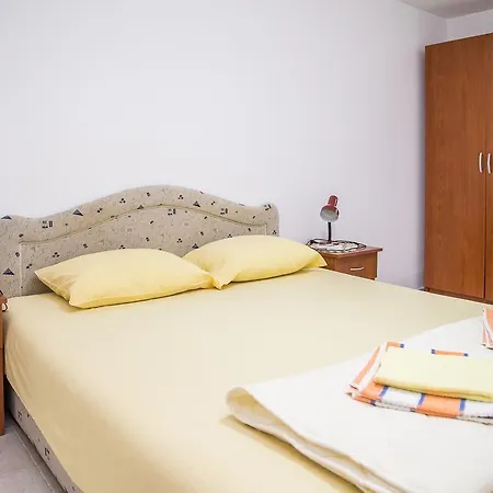 Petrovac Apartmani Ksenija מראה חיצוני תמונה