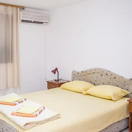 Petrovac Apartmani Ksenija מראה חיצוני תמונה
