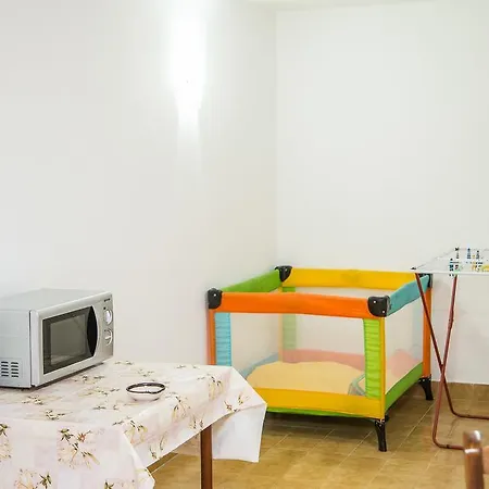 Petrovac Apartmani Ksenija מראה חיצוני תמונה