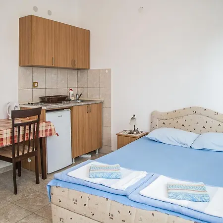 Petrovac Apartmani Ksenija מראה חיצוני תמונה