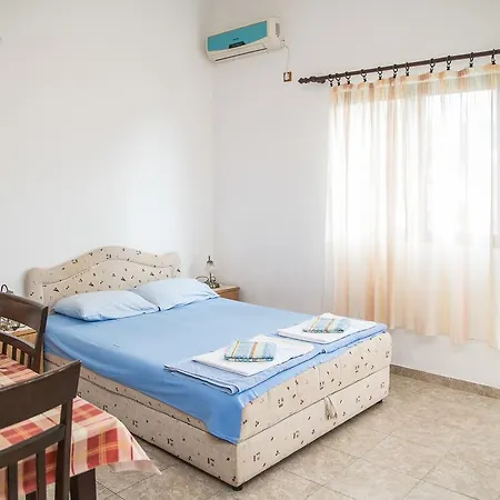 Petrovac Apartmani Ksenija מראה חיצוני תמונה