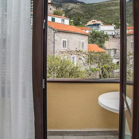 Petrovac Apartmani Ksenija מראה חיצוני תמונה
