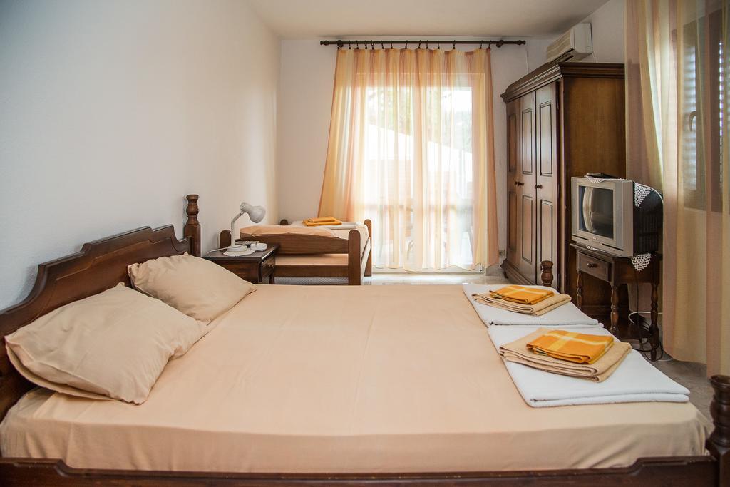 Apartment Ksenija *