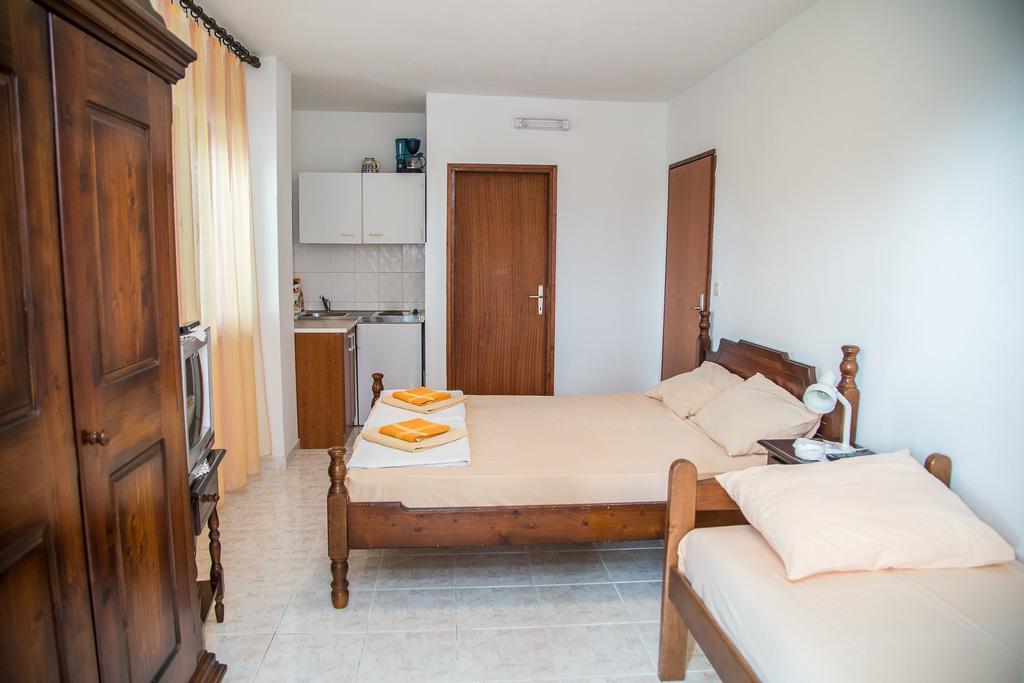 Ksenija Apartment Petrovac