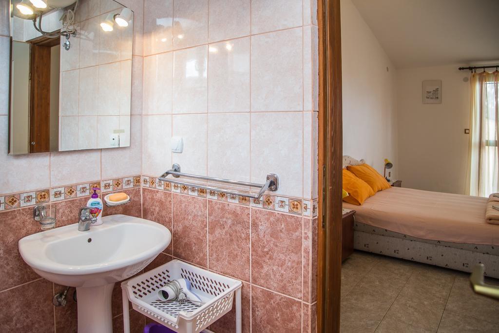 Ksenija Apartment *