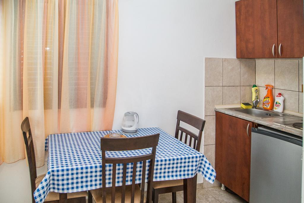 Ksenija Apartment Petrovac