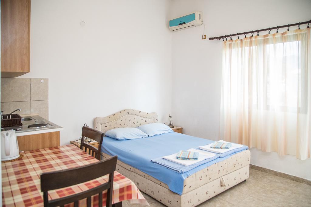 Ksenija Apartment *