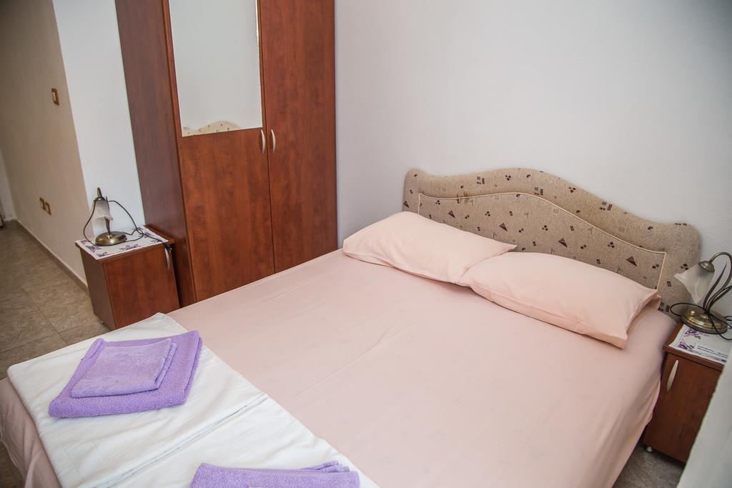 Apartment Ksenija *